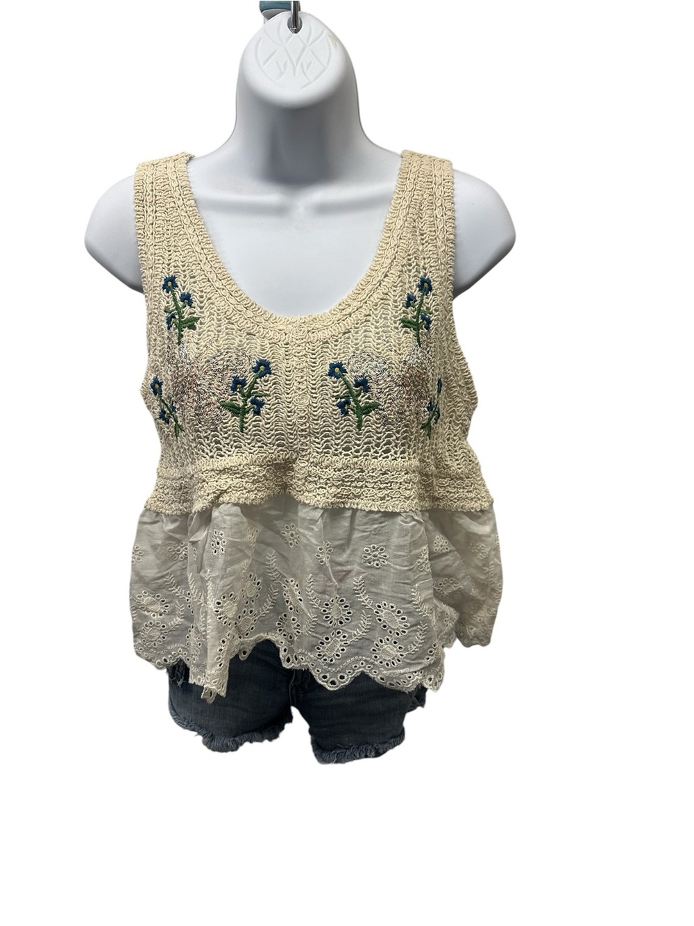 Cream Crochet & Eyelet Tank Top with Blue Floral Embroidery. LG/GR/GR01